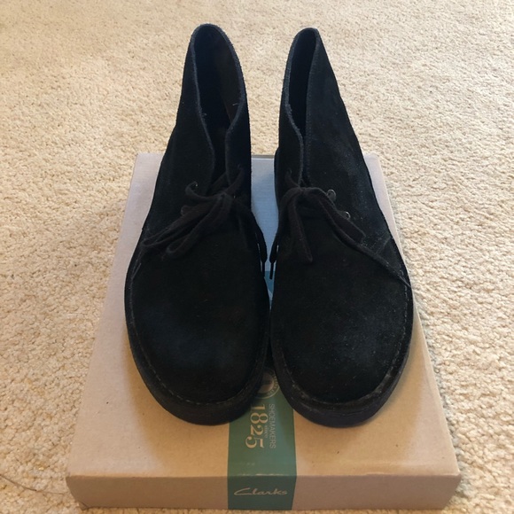 clarks black suede desert boots mens
